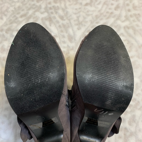 Refresh gray booties boots high heel grey ruffle - Picture 8 of 12